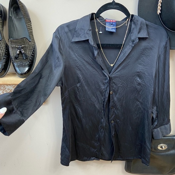 MAC&JAC  silk blouse 6 - Picture 2 of 5